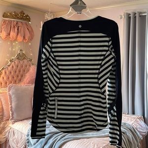 Lululemon Long Sleeved Athletic Top